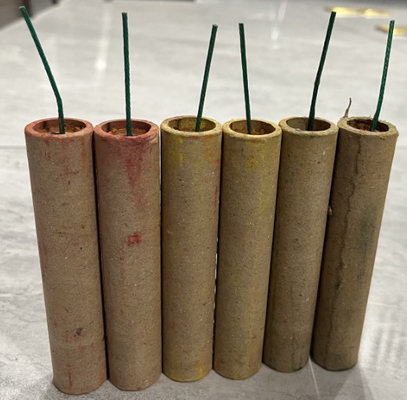 Buen precio Bombas de humo en forma de tubo cilíndrico fuegos artificiales de color Brillante y seguro en línea