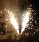 Buon prezzo Cina Liuyang 500G Fontana di consumo Fann Fuochi d'artificio A forma di 20x26x145mm 8 colpi in linea